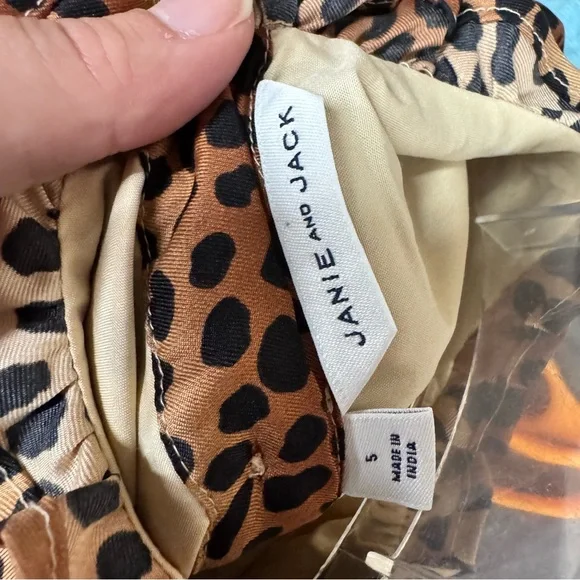 Janie and Jack Cleo Smocked Dress is a leopard-print long sleeve dress size 5 - Picture 3 of 4